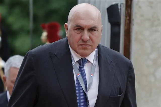 Министр обороны Италии Крозетто рассказал о неправильном толковании своих высказываний о НАТО