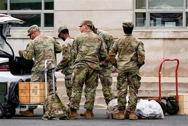 Власти Трампа обратились за разрешением на введение национальной гвардии в Иллинойсе