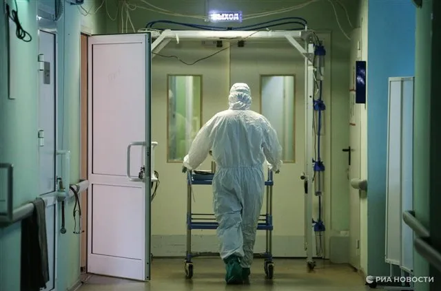 Онищенко поделился эффективными методами защиты от нового штамма коронавируса «Стратус»