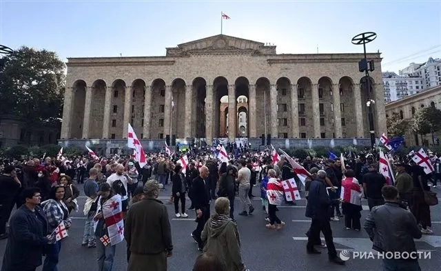 Грузинские правоохранители арестовали 14 участников акции за нарушение обновлённых правил проведения митингов