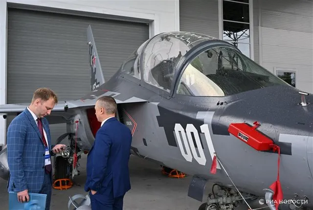 В Иркутске создали первый прототип учебно-боевого самолёта Як-130М нового поколения