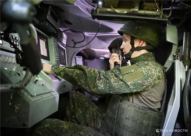 За одну ночь ПВО России уничтожили 92 украинских беспилотника в небе над страной